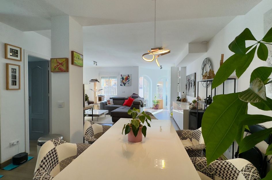 Villa in Res. Las Filipinas