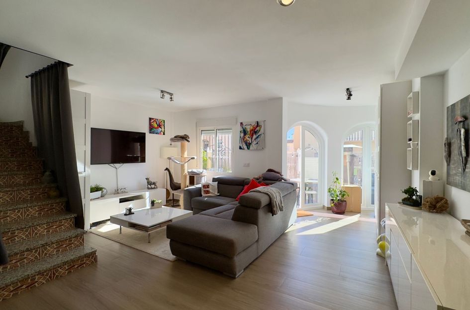 Villa in Res. Las Filipinas