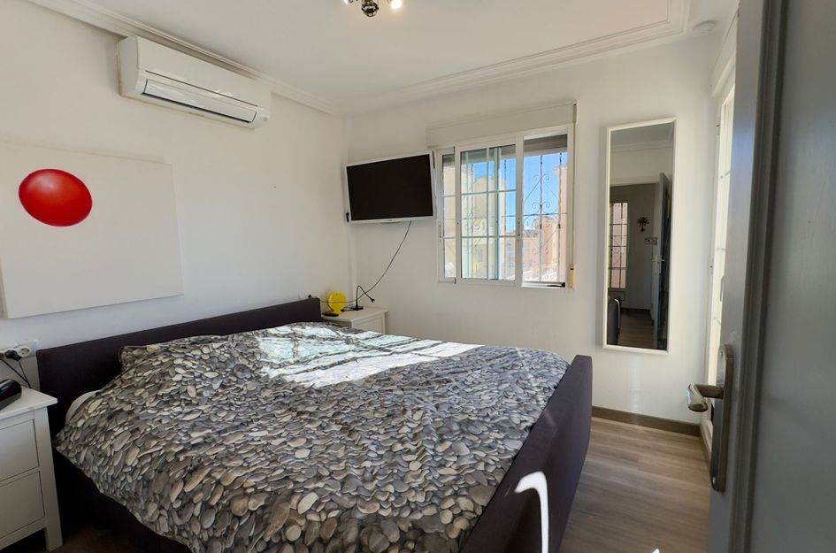 Villa in Res. Las Filipinas