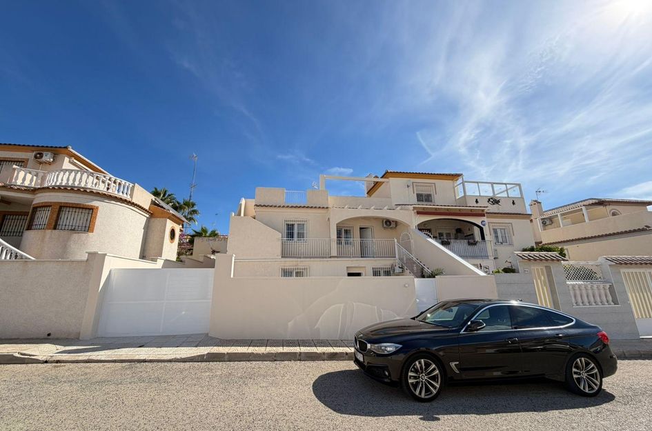 Halfvrijstaand in Torrevieja