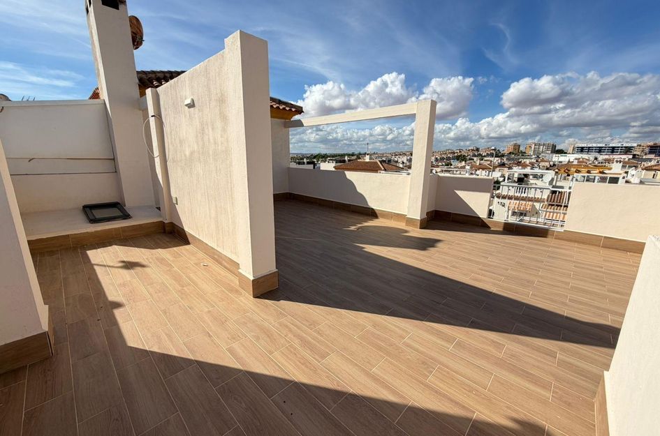 Halfvrijstaand in Torrevieja