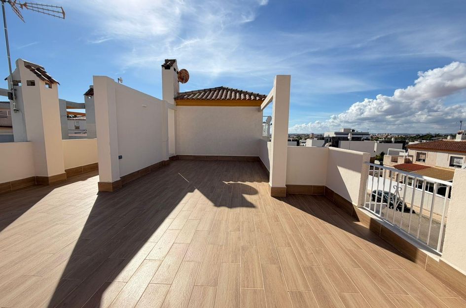 Halfvrijstaand in Torrevieja