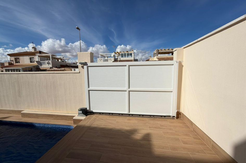 Halfvrijstaand in Torrevieja
