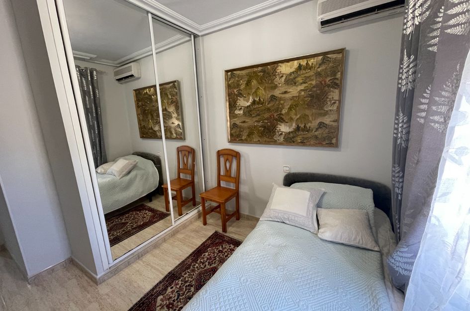 Villa in Guardamar del Segura