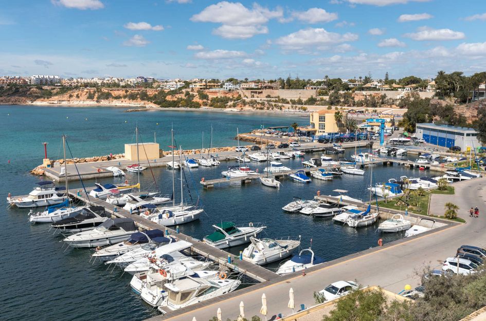 Villa in Res. Las Filipinas