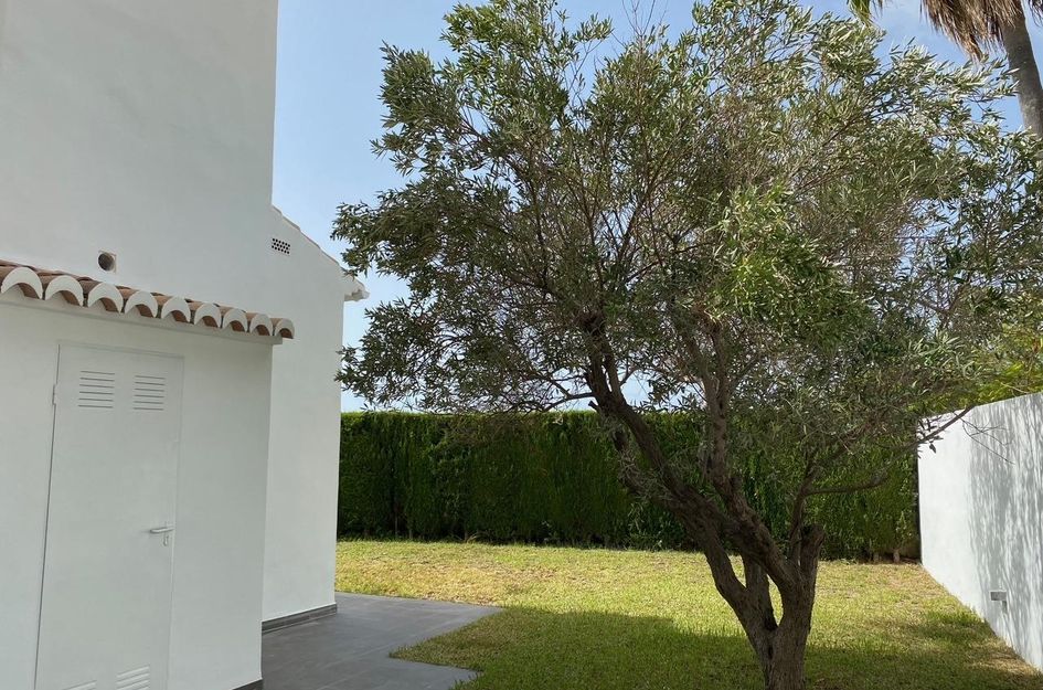 Villa in el Pinar de l'Advocat