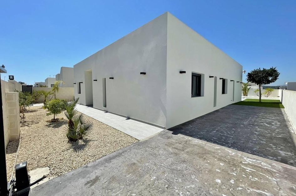 Villa in Rafal