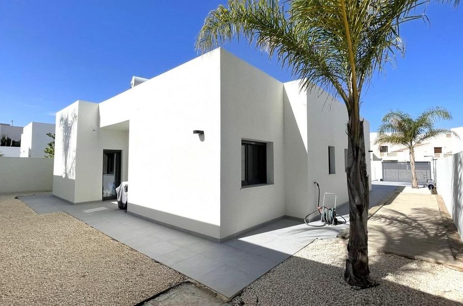 Villa in Rafal