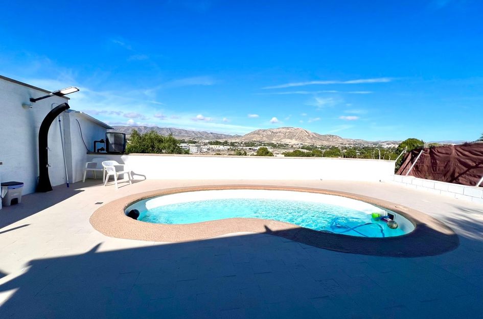 Villa in Collado Azorín