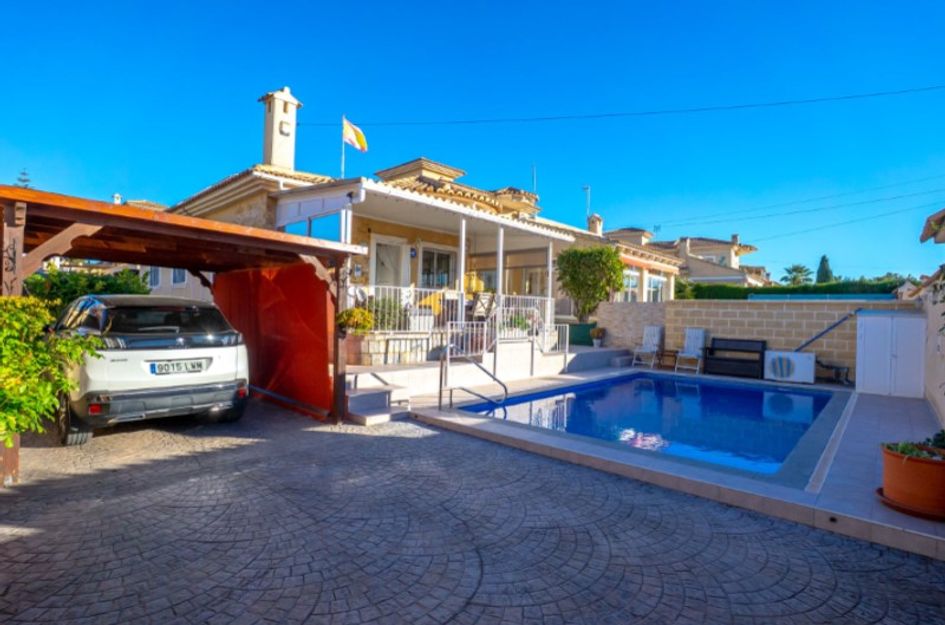 Villa in Torrevieja