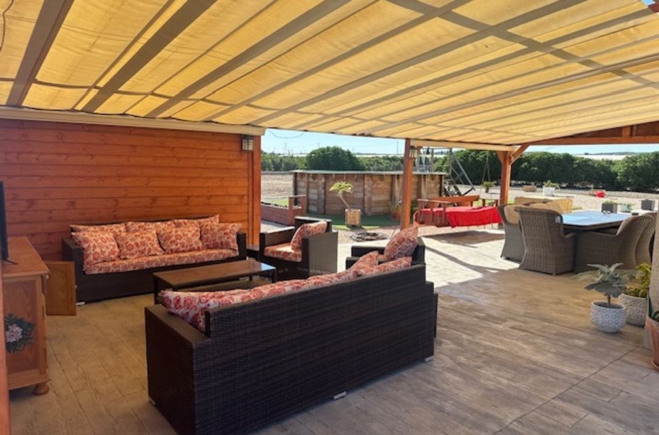 Finca in San Miguel de Salinas