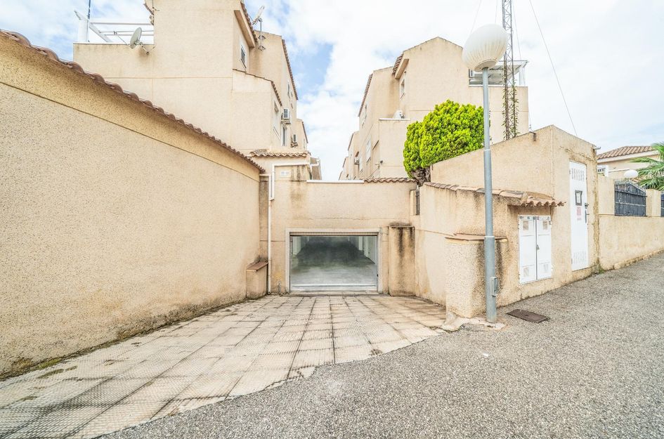 Halfvrijstaand in La Zenia