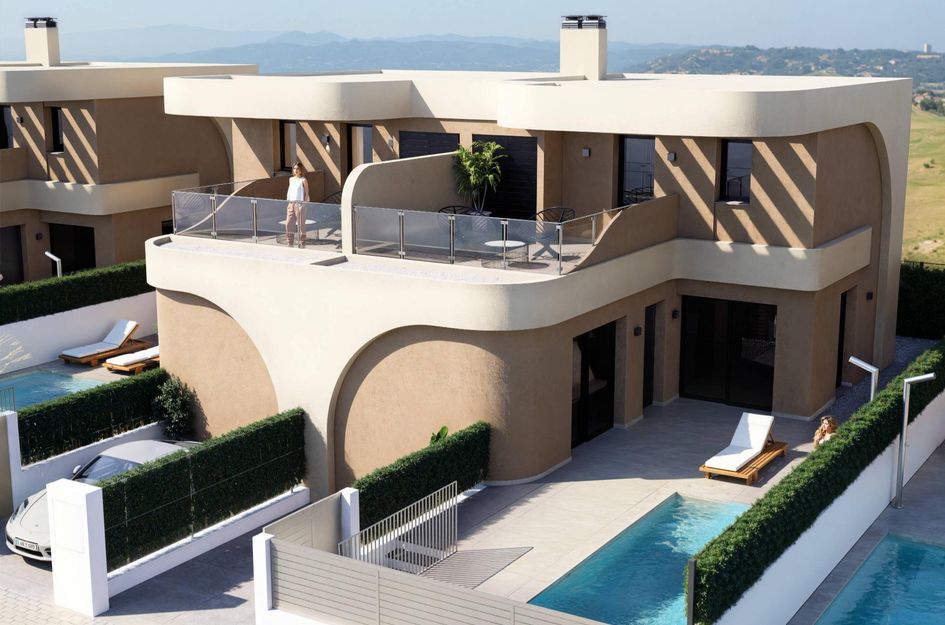 Halfvrijstaand in Daya Nueva