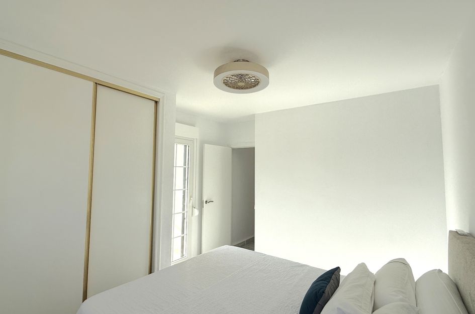 Halfvrijstaand in Desamparados