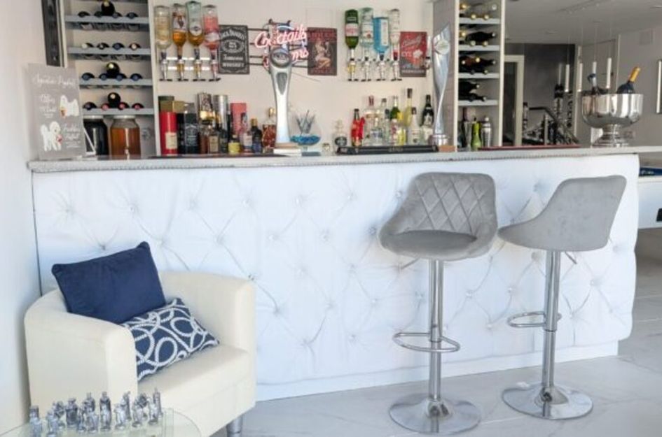 Villa in Res. Las Filipinas