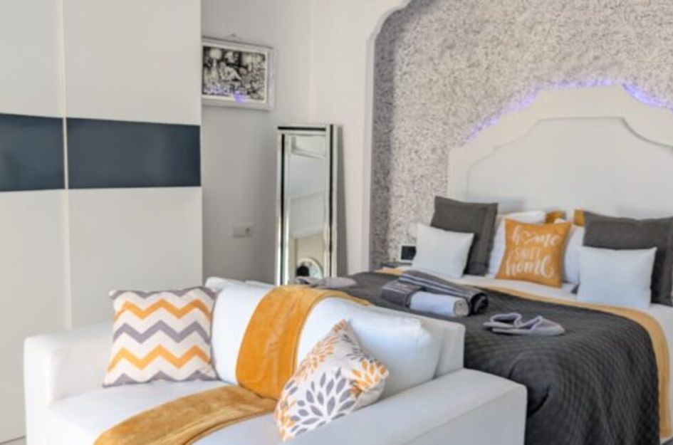 Villa in Res. Las Filipinas