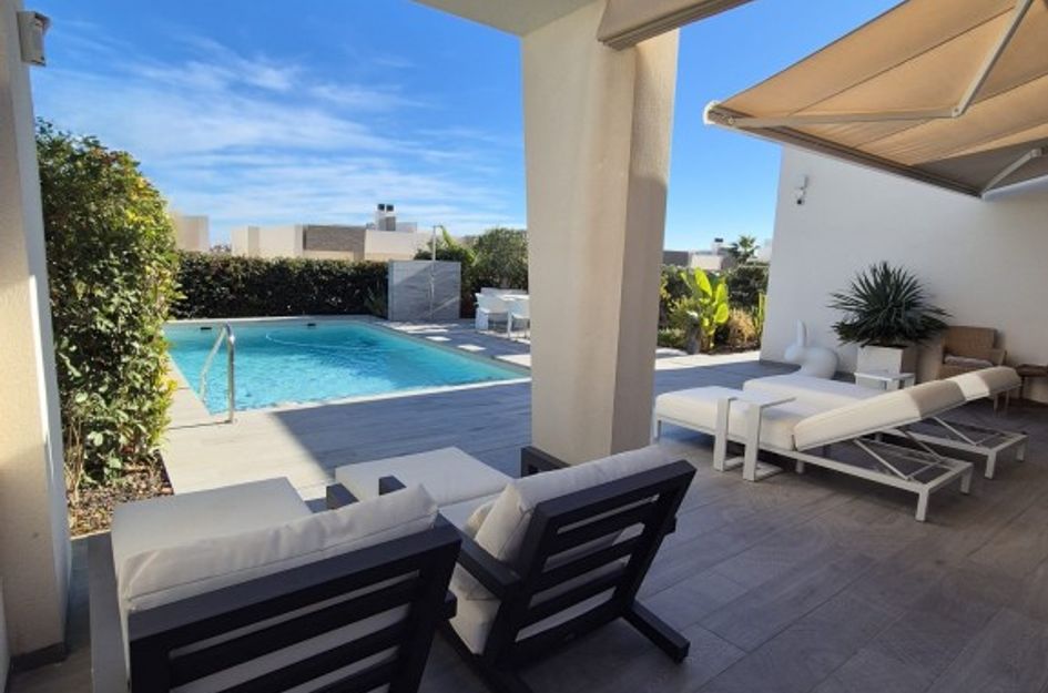 Villa in Castillo de Montemar