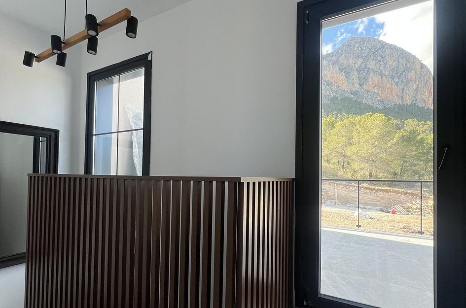 Halfvrijstaand in Barony of Polop