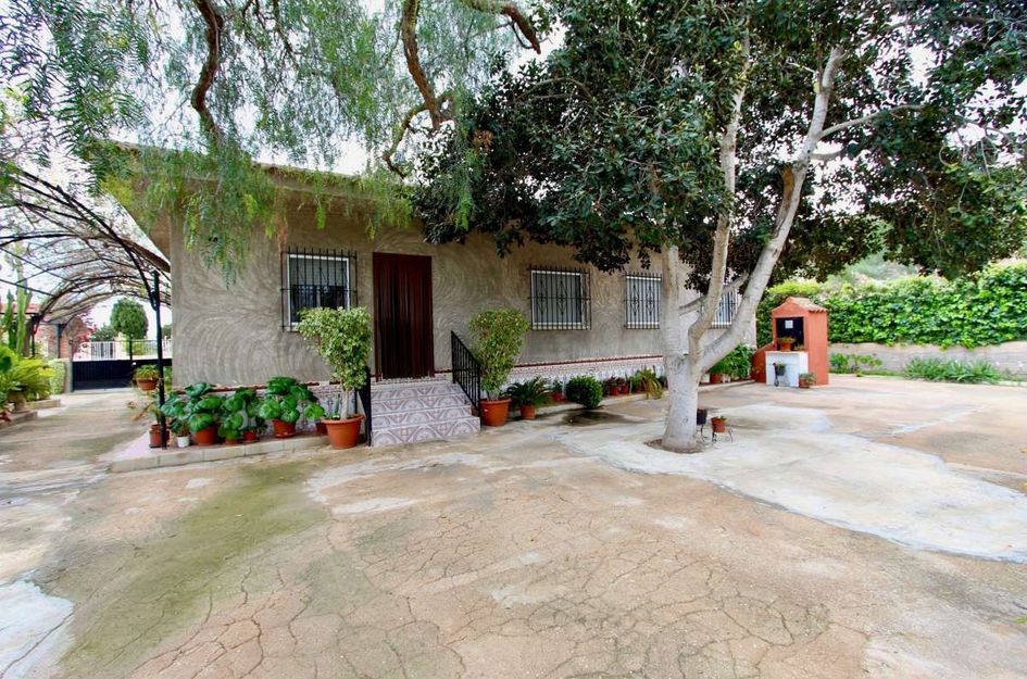 Villa in Cañadas de San Pedro