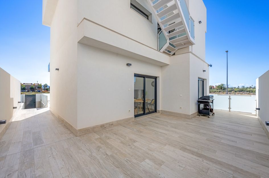 Villa in Los Alcázares