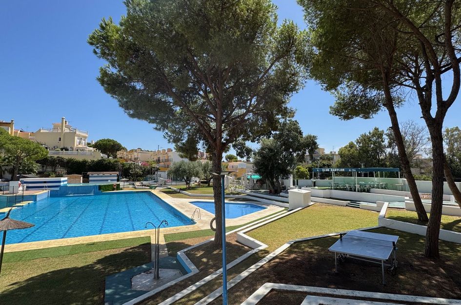 Appartement in Urbanización Puerto de Estepona