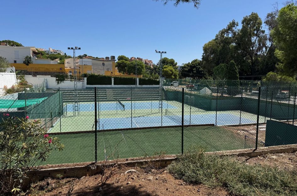 Appartement in Urbanización Puerto de Estepona