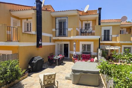 Huis in Puerto de la Duquesa