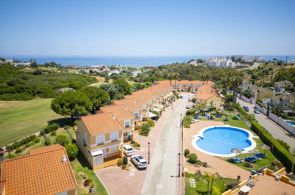 Huis in Puerto de la Duquesa