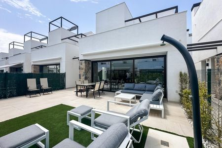 Villa in Los Alcázares