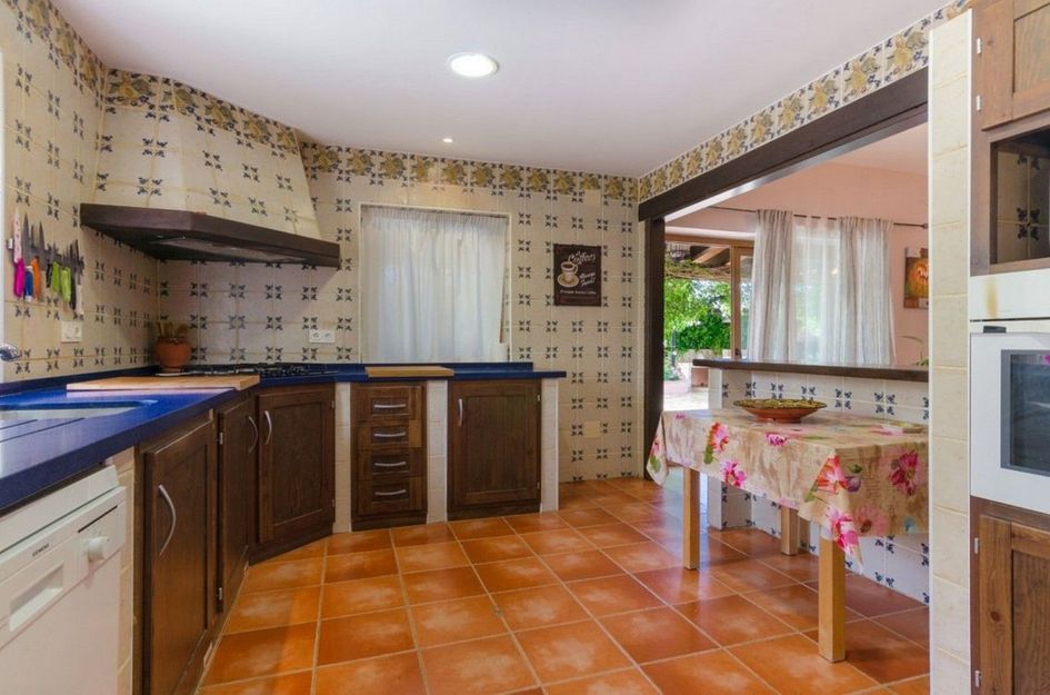 Finca in Urbanización Puerto de Estepona