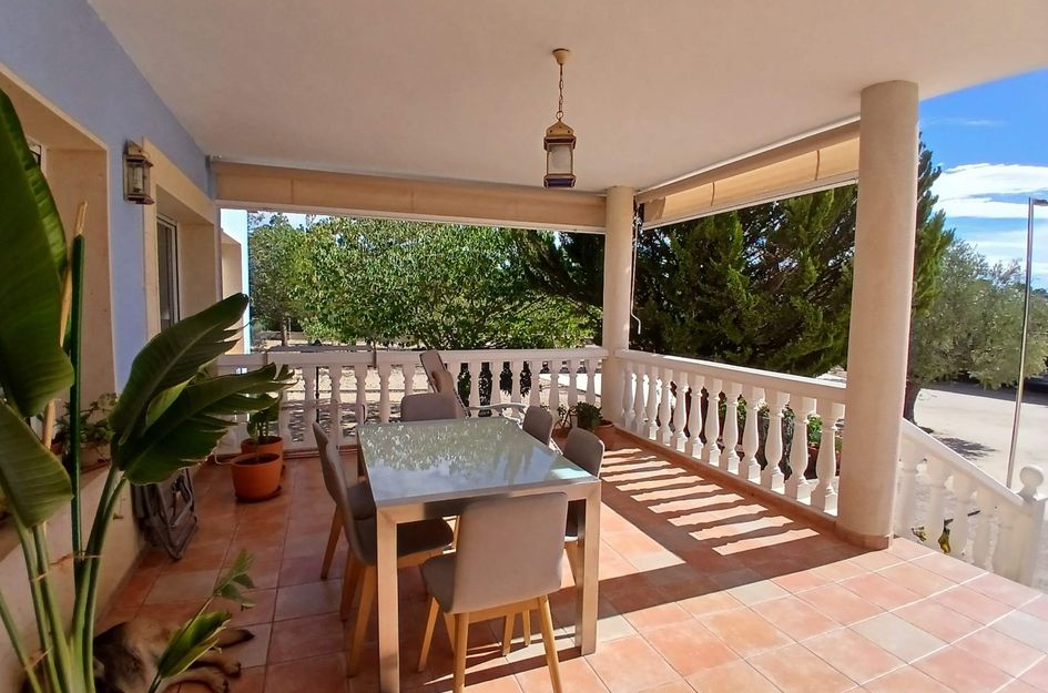 Villa in Yecla