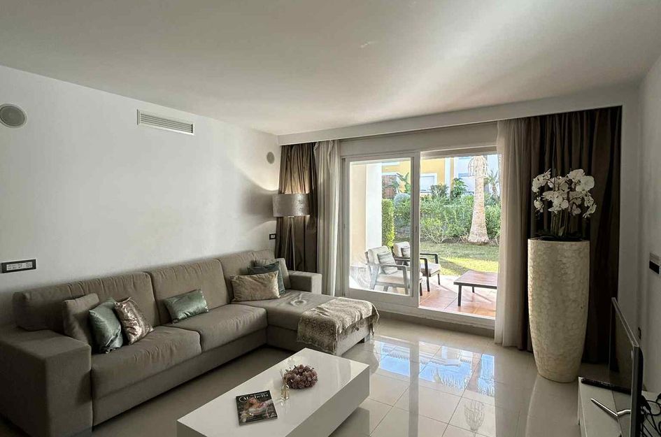 Appartement in Urbanización Puerto de Estepona