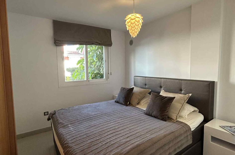 Appartement in Urbanización Puerto de Estepona