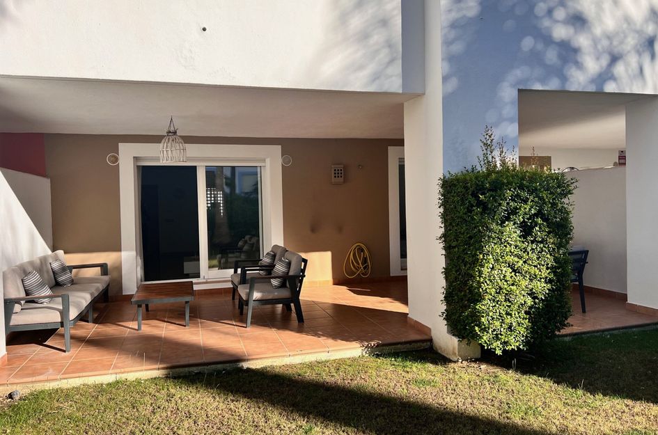Appartement in Urbanización Puerto de Estepona