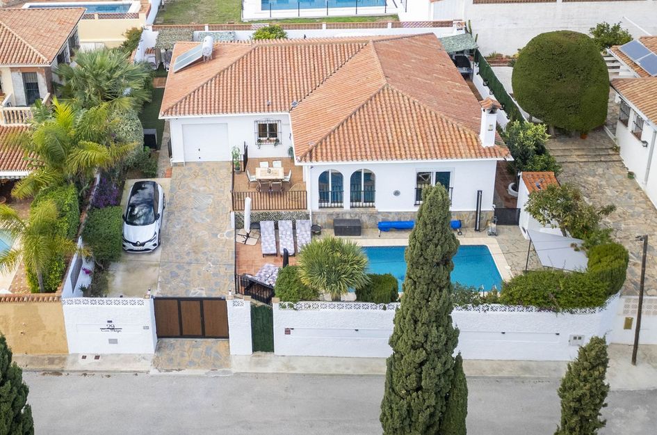 Villa in Puerto de la Duquesa