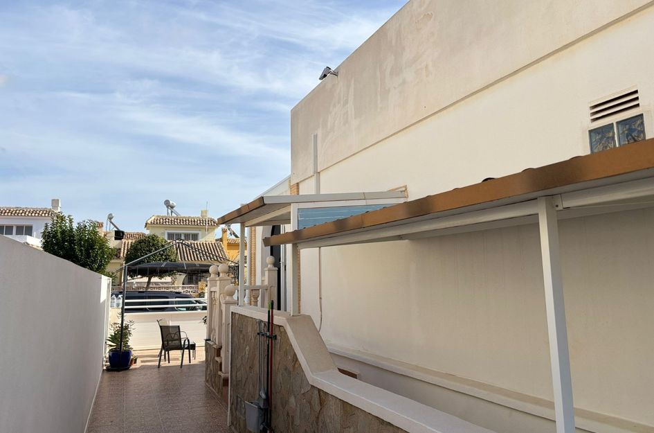 Villa in Jerónimo y Avileses