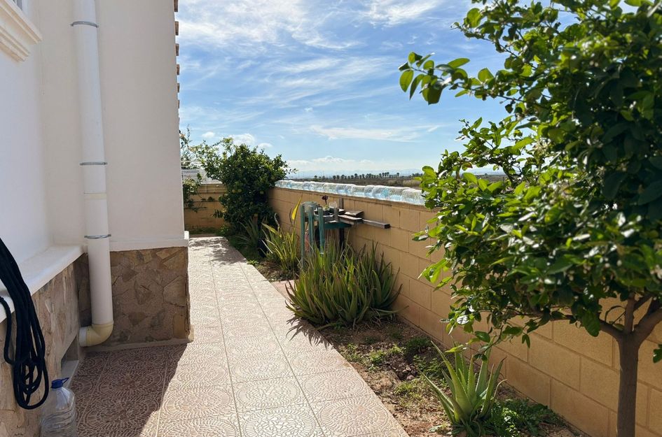 Villa in Jerónimo y Avileses