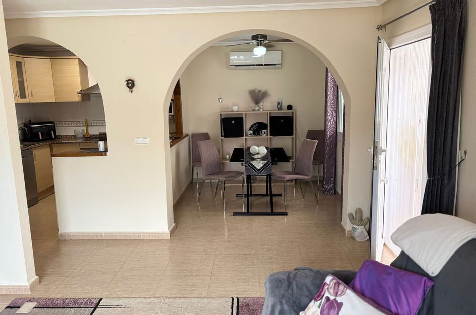 Villa in Jerónimo y Avileses