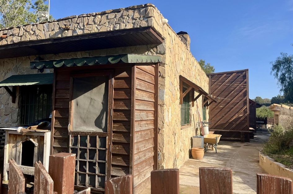 Finca in Gea y Truyols