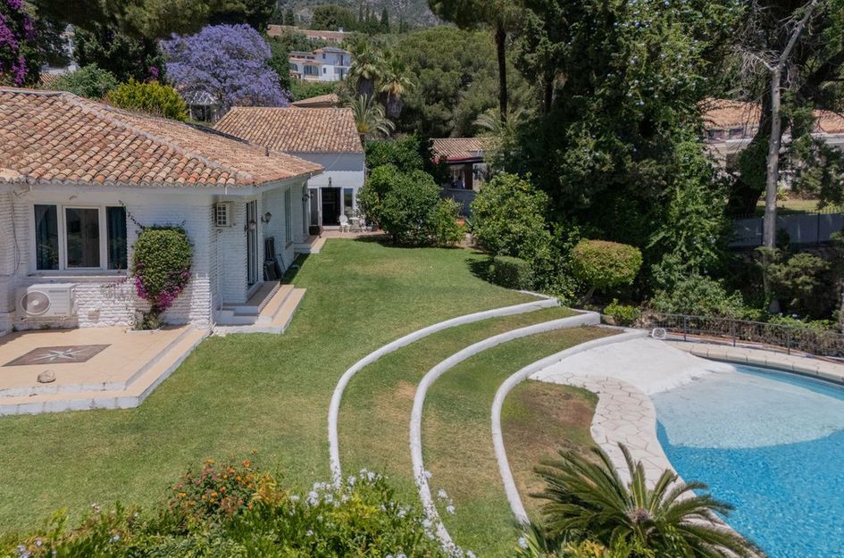 Villa in Benalmádena