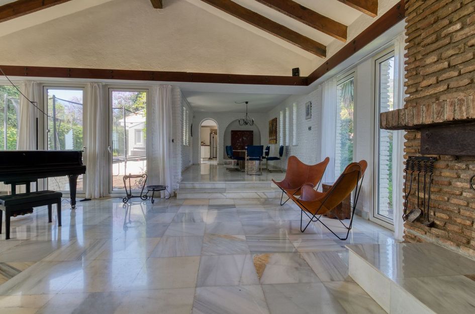 Villa in Benalmádena