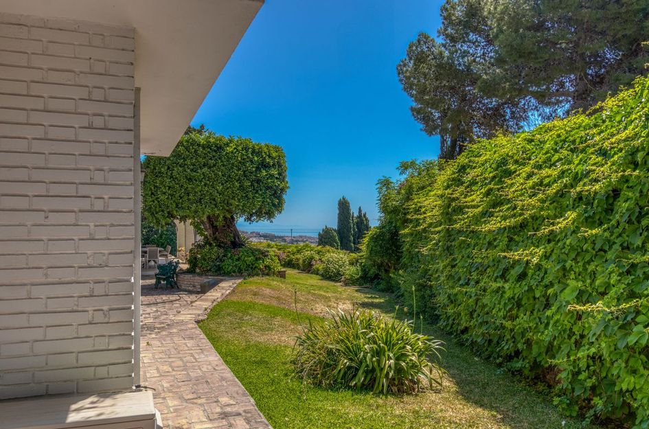 Villa in Benalmádena