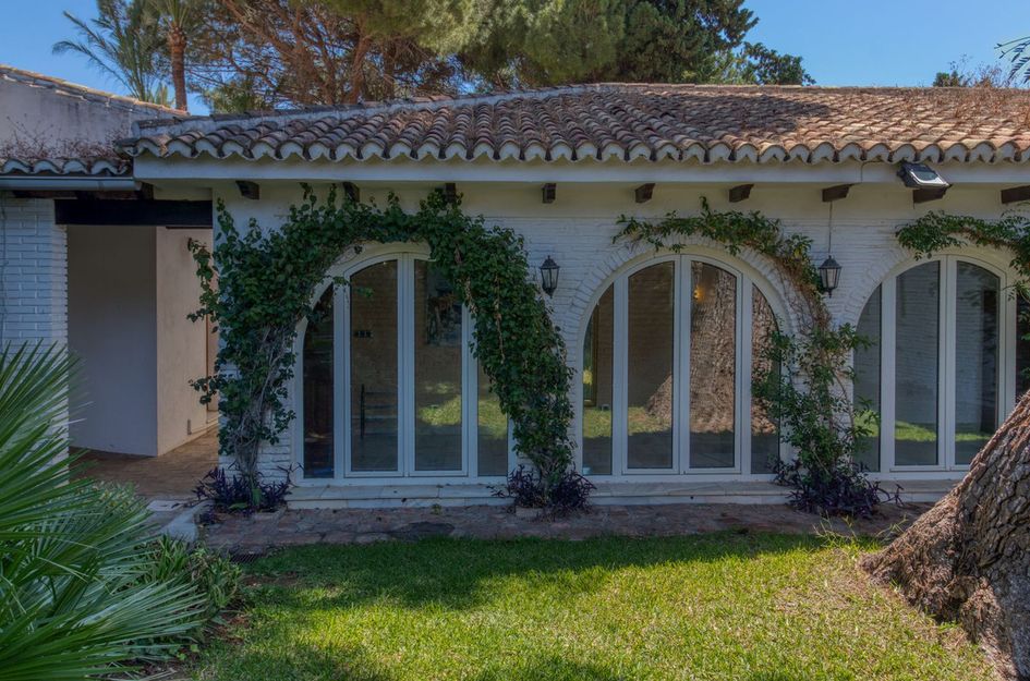 Villa in Benalmádena