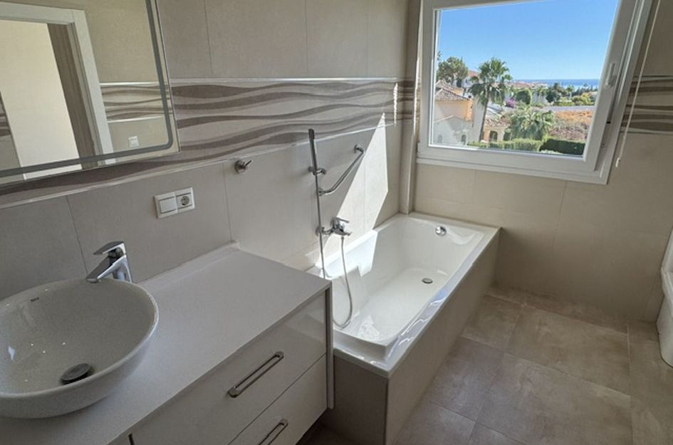 Villa in Urbanización Puerto de Estepona