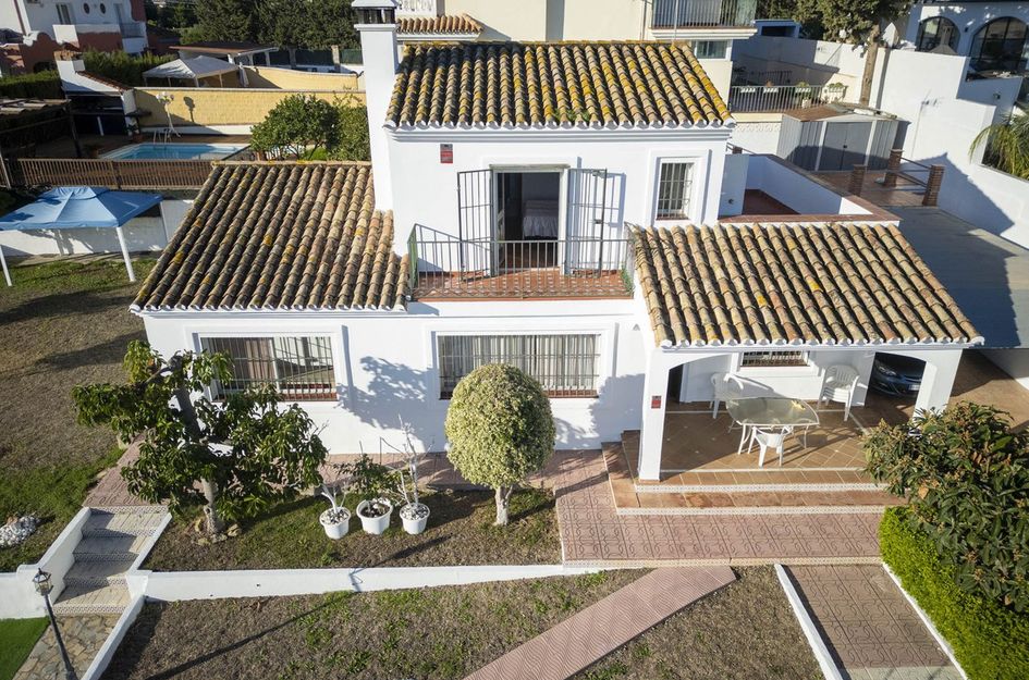 Villa in Urbanización Puerto de Estepona