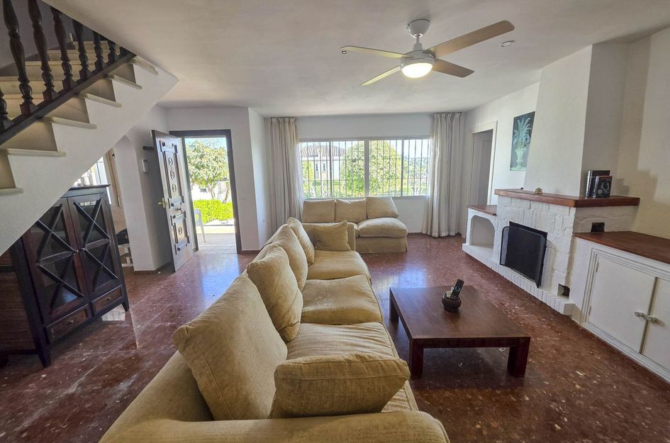 Villa in Urbanización Puerto de Estepona