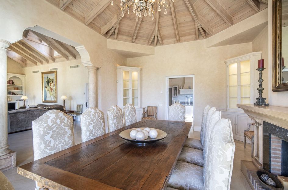 Villa in Atalaya Isdabe