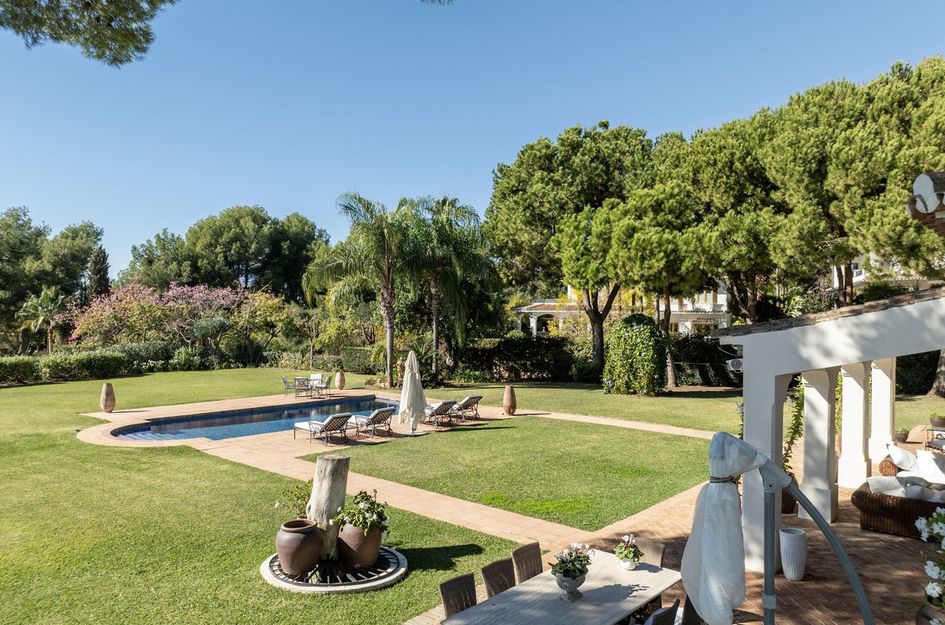 Villa in Atalaya Isdabe