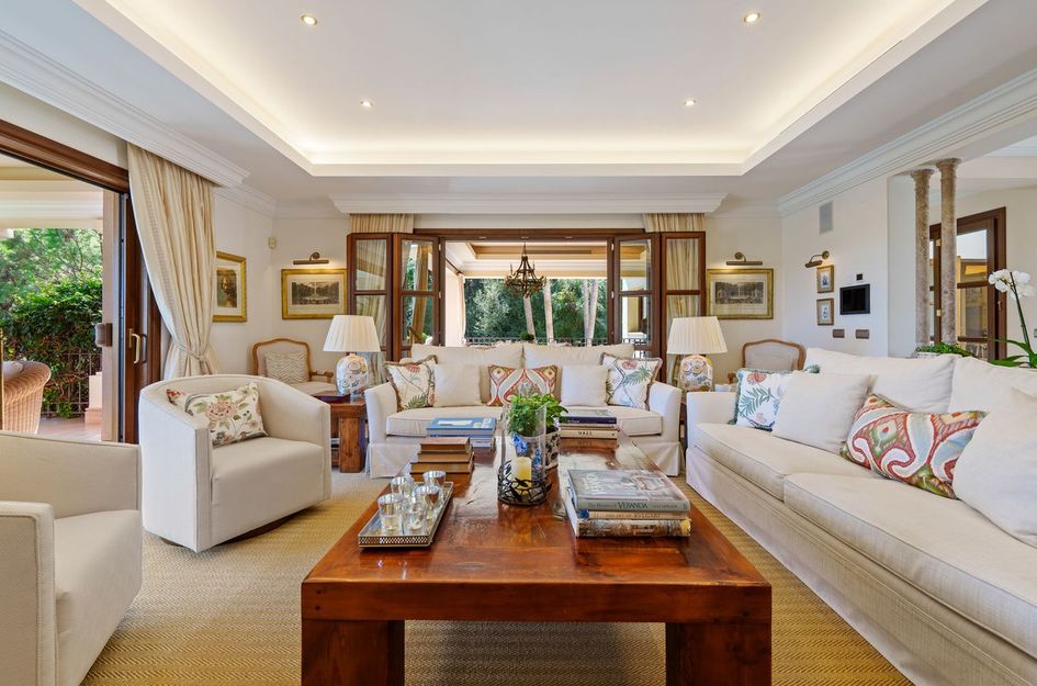 Villa in Atalaya Isdabe