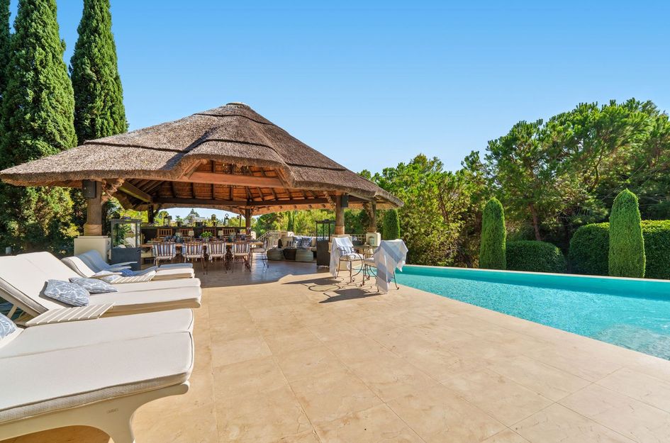 Villa in Atalaya Isdabe